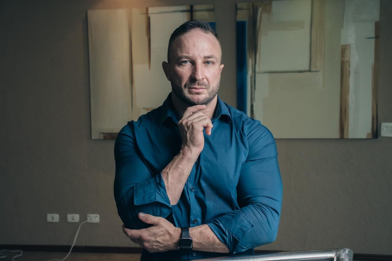 Greg Motivation, fisiologista e treinador